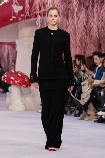 Look 51